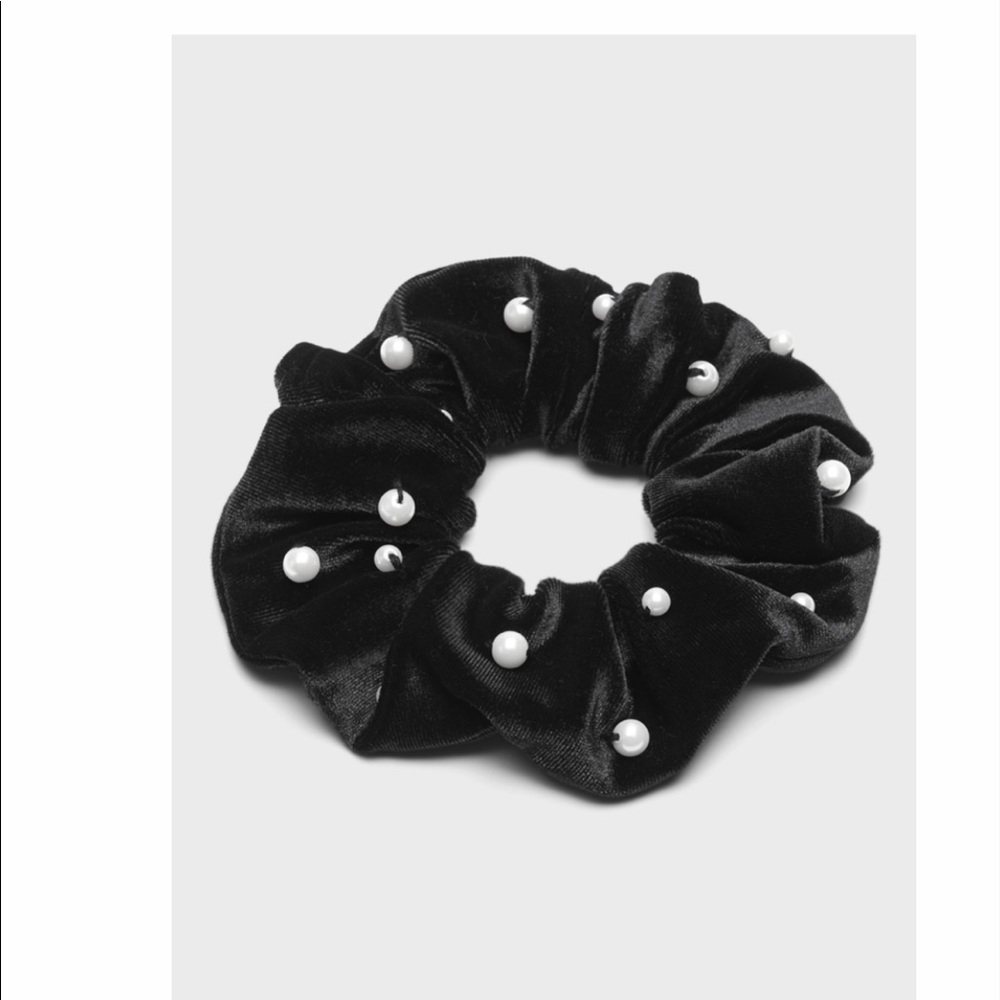 Velvet Scrunchie